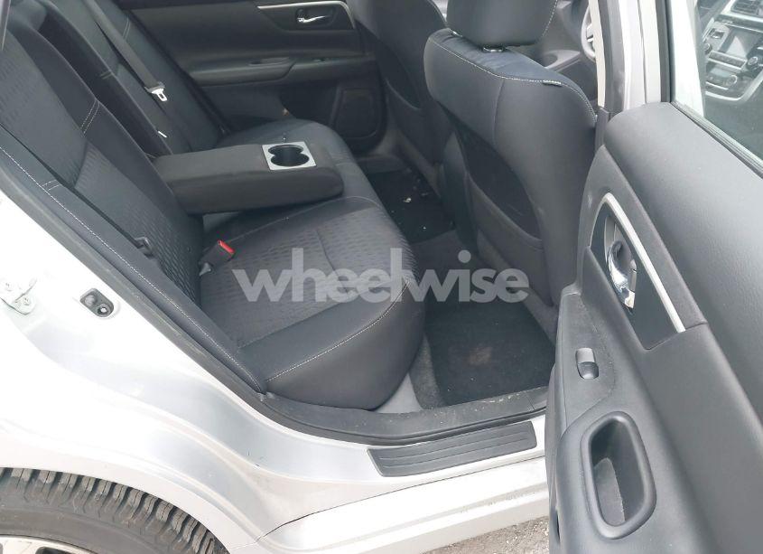 Photo 8 of 2018 Nissan Altima 2.5 SV (VIN 1N4AL3AP5JC206896)