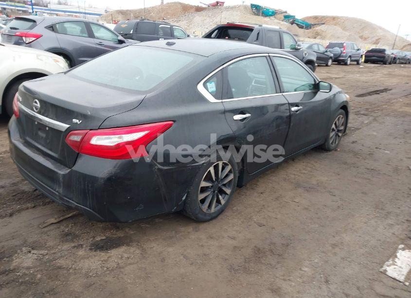 Photo 4 of 2018 Nissan Altima 2.5 SV (VIN 1N4AL3AP5JC208275)