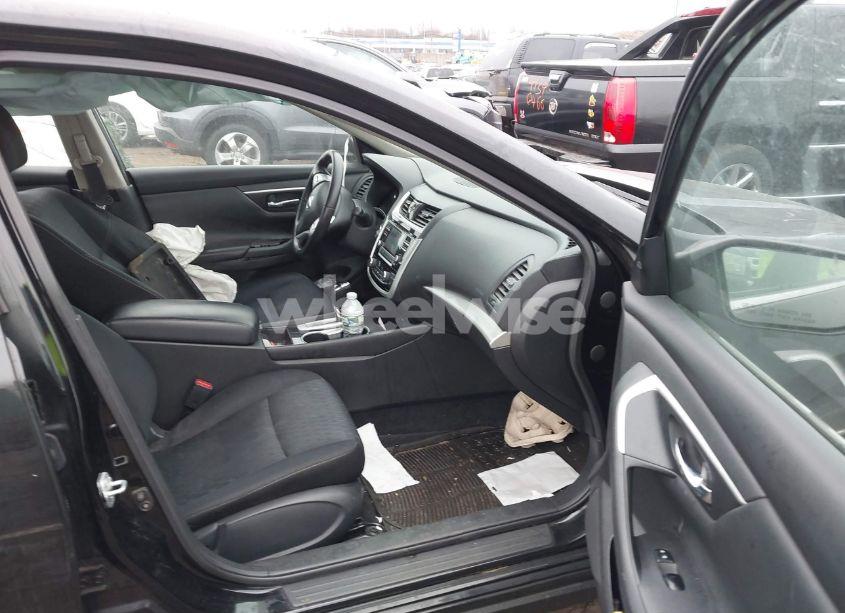 Photo 5 of 2018 Nissan Altima 2.5 SV (VIN 1N4AL3AP5JC208275)