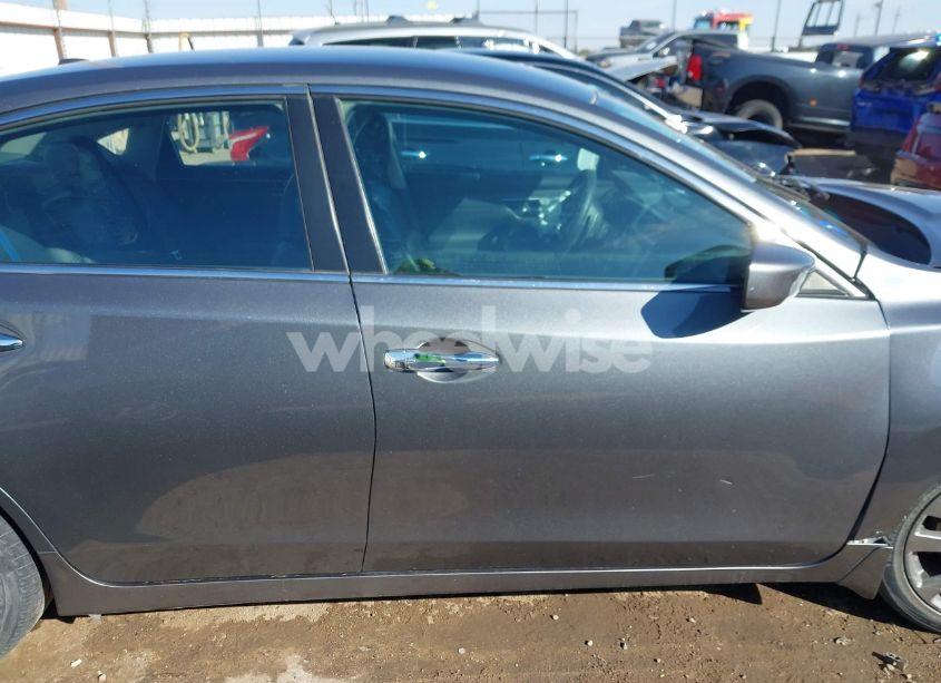 Photo 13 of 2018 Nissan Altima 2.5 SR (VIN 1N4AL3AP5JC212200)