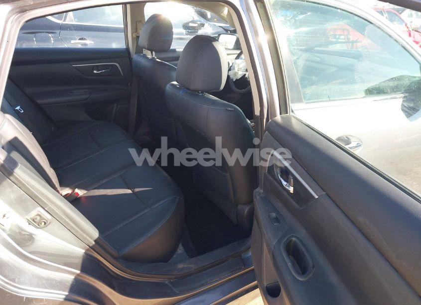 Photo 8 of 2018 Nissan Altima 2.5 SR (VIN 1N4AL3AP5JC212200)