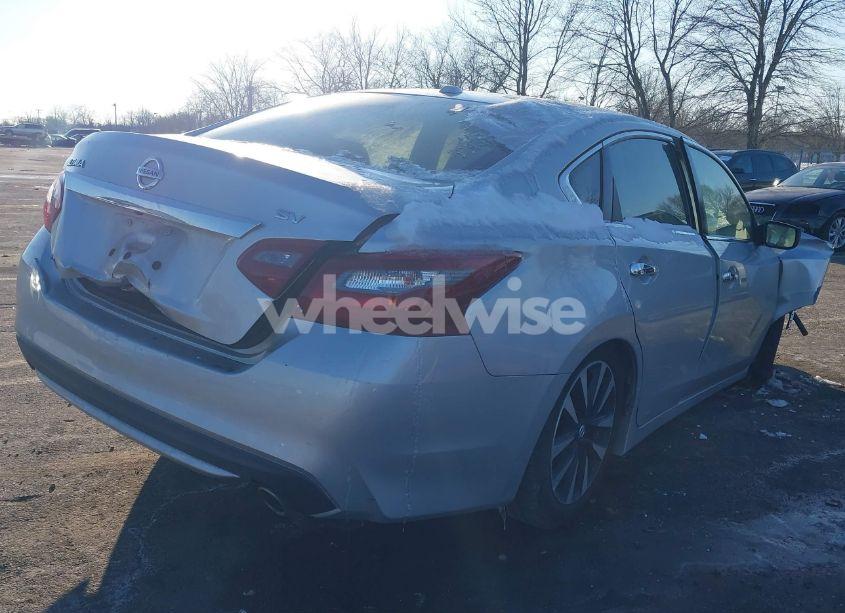 Photo 4 of 2018 Nissan Altima 2.5 SV (VIN 1N4AL3AP5JC213069)