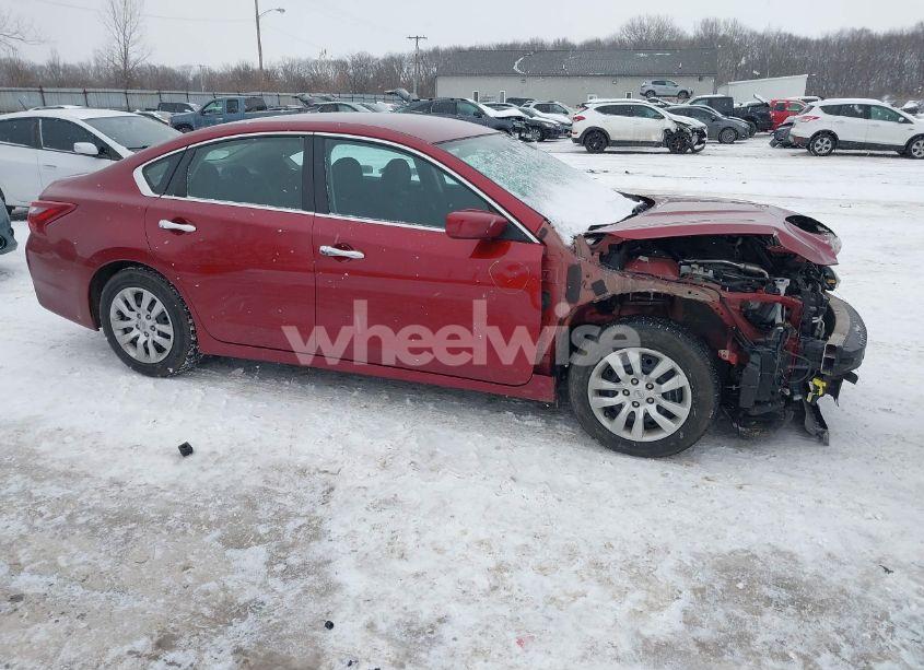 2018 Nissan Altima 2.5 S (VIN 1N4AL3AP5JC214092) main photo