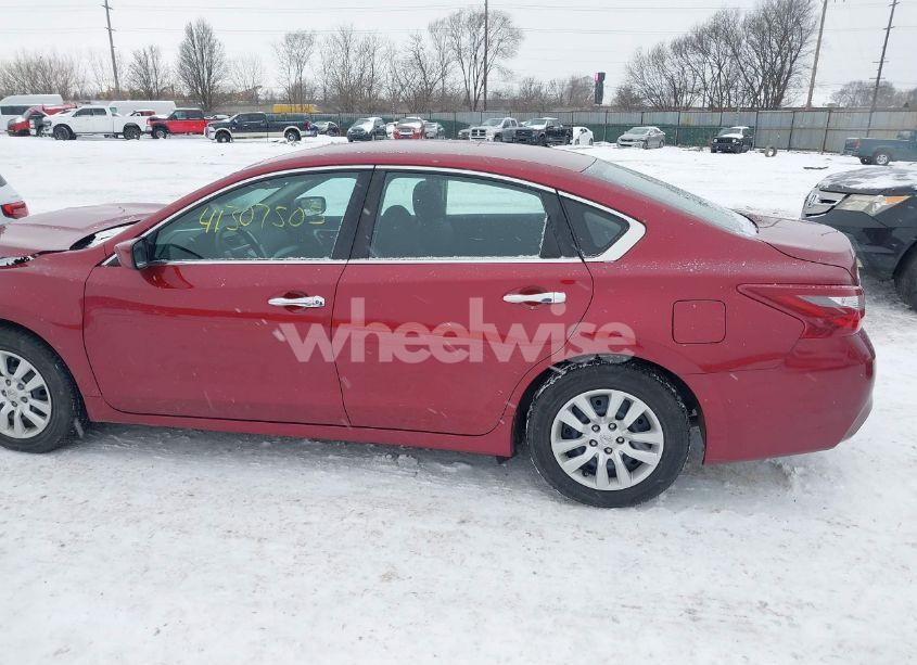 Photo 14 of 2018 Nissan Altima 2.5 S (VIN 1N4AL3AP5JC214092)