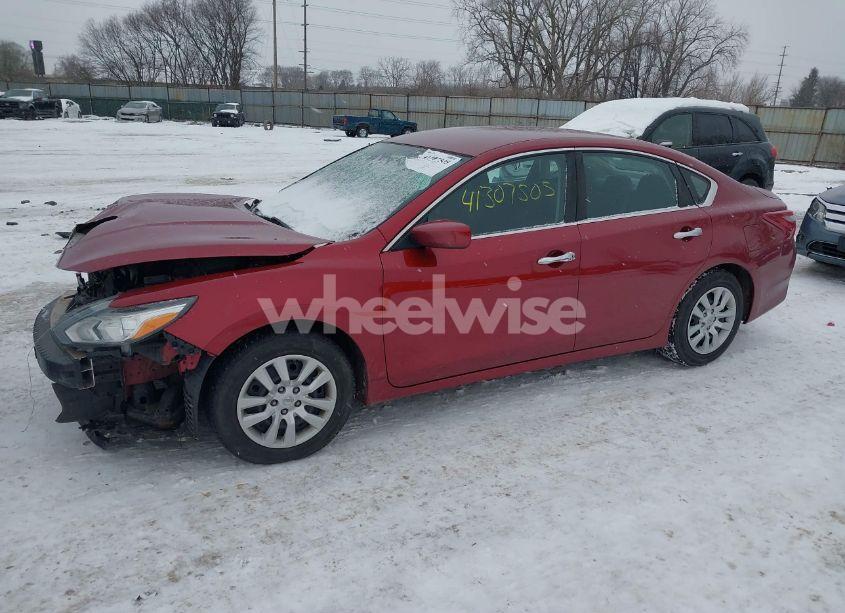 Photo 2 of 2018 Nissan Altima 2.5 S (VIN 1N4AL3AP5JC214092)