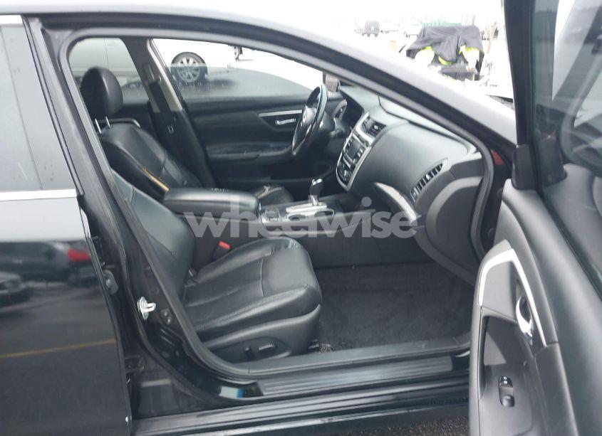 Photo 5 of 2018 Nissan Altima 2.5 SL (VIN 1N4AL3AP5JC221866)