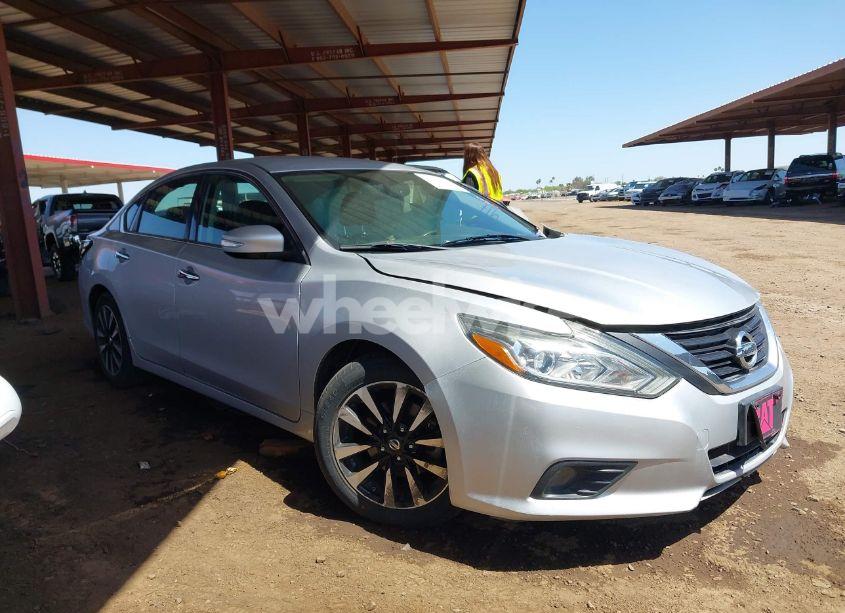 2018 Nissan Altima 2.5 SL (VIN 1N4AL3AP5JC224394) main photo