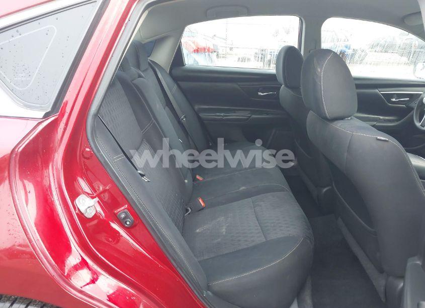 Photo 8 of 2018 Nissan Altima 2.5 S (VIN 1N4AL3AP5JC229109)