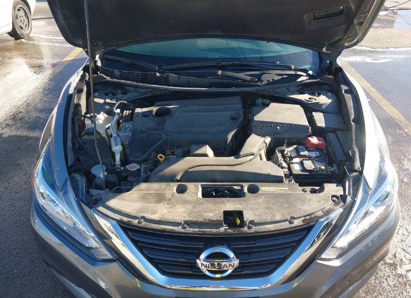 Photo 10 of 2018 Nissan Altima 2.5 SV (VIN 1N4AL3AP5JC232124)