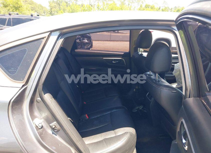 Photo 8 of 2018 Nissan Altima 2.5 SL (VIN 1N4AL3AP5JC234651)