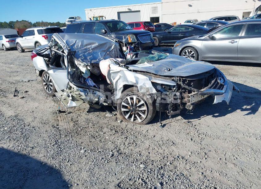 2018 Nissan Altima 2.5 SL (VIN 1N4AL3AP5JC241194) main photo