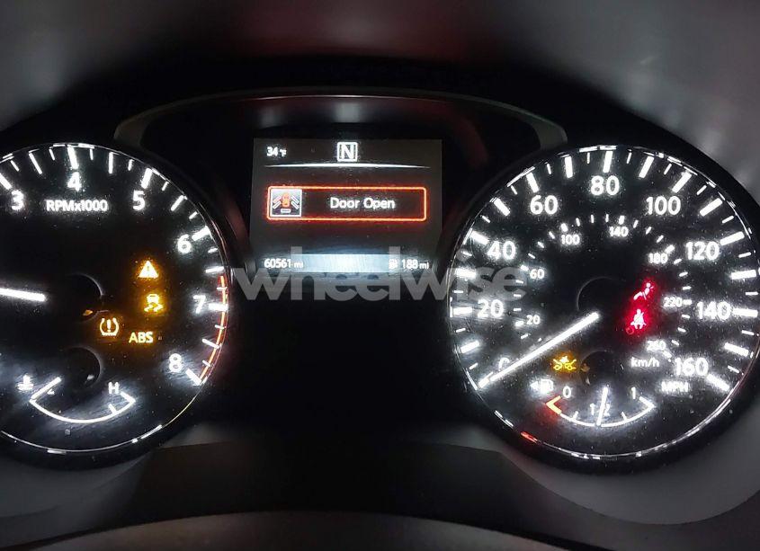 Photo 7 of 2018 Nissan Altima 2.5 SR (VIN 1N4AL3AP5JC248257)