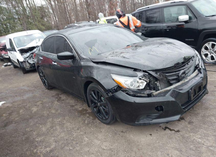 2018 Nissan Altima 2.5 SR (VIN 1N4AL3AP5JC262112) main photo