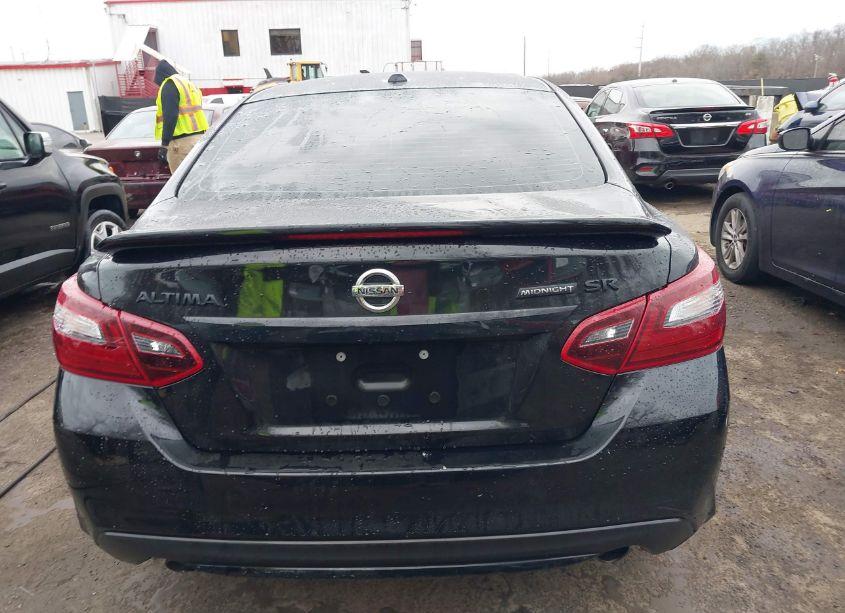 Photo 17 of 2018 Nissan Altima 2.5 SR (VIN 1N4AL3AP5JC262112)