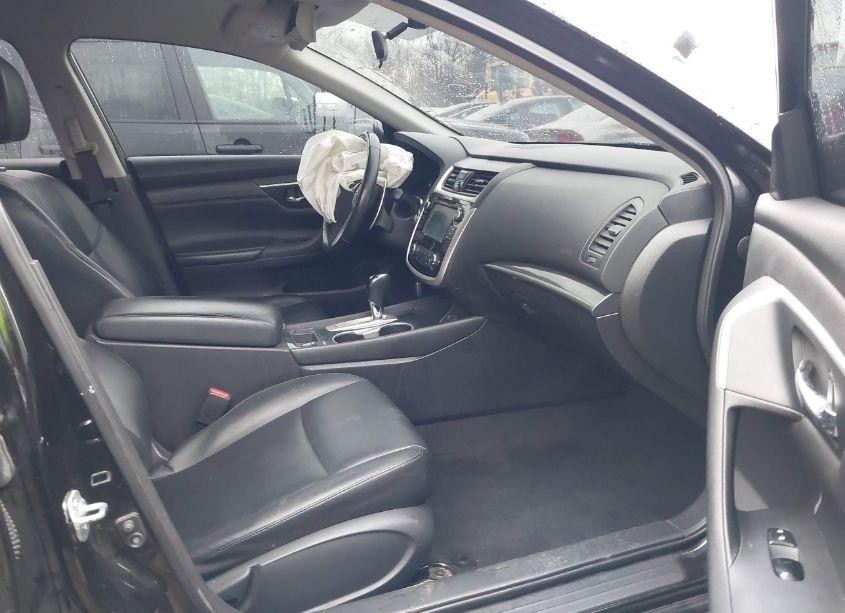 Photo 5 of 2018 Nissan Altima 2.5 SR (VIN 1N4AL3AP5JC262112)