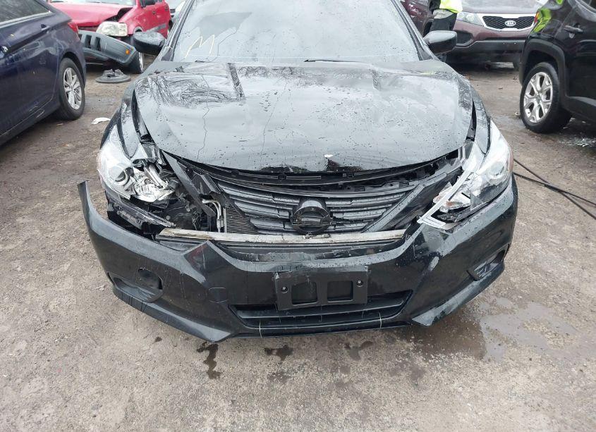 Photo 6 of 2018 Nissan Altima 2.5 SR (VIN 1N4AL3AP5JC262112)