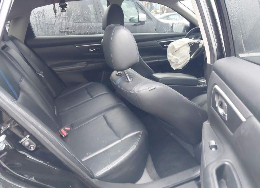 Photo 8 of 2018 Nissan Altima 2.5 SR (VIN 1N4AL3AP5JC262112)