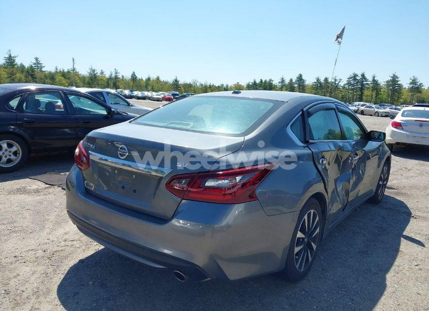 Photo 4 of 2018 Nissan Altima 2.5 SV (VIN 1N4AL3AP5JC270792)