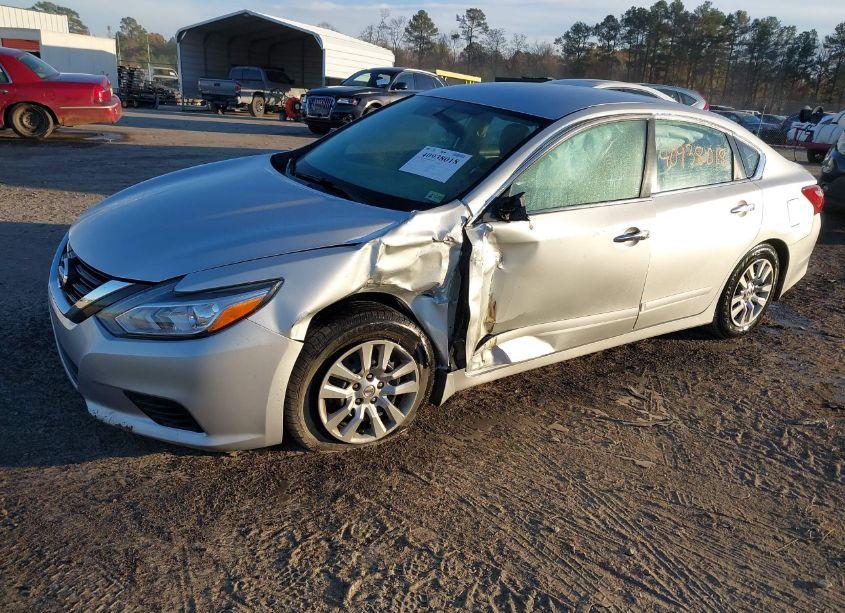 Photo 6 of 2018 Nissan Altima 2.5 S (VIN 1N4AL3AP5JC281162)