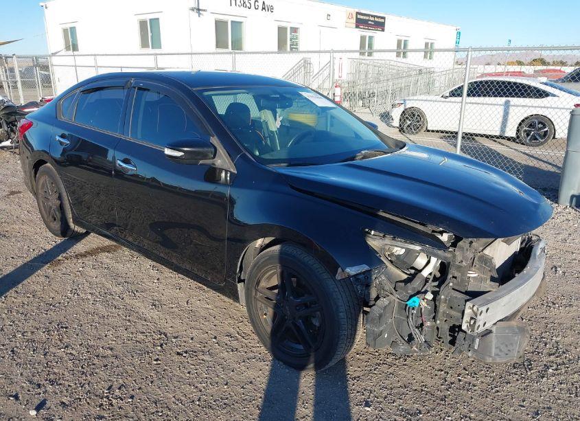 2018 Nissan Altima 2.5 SL (VIN 1N4AL3AP5JC281789) main photo