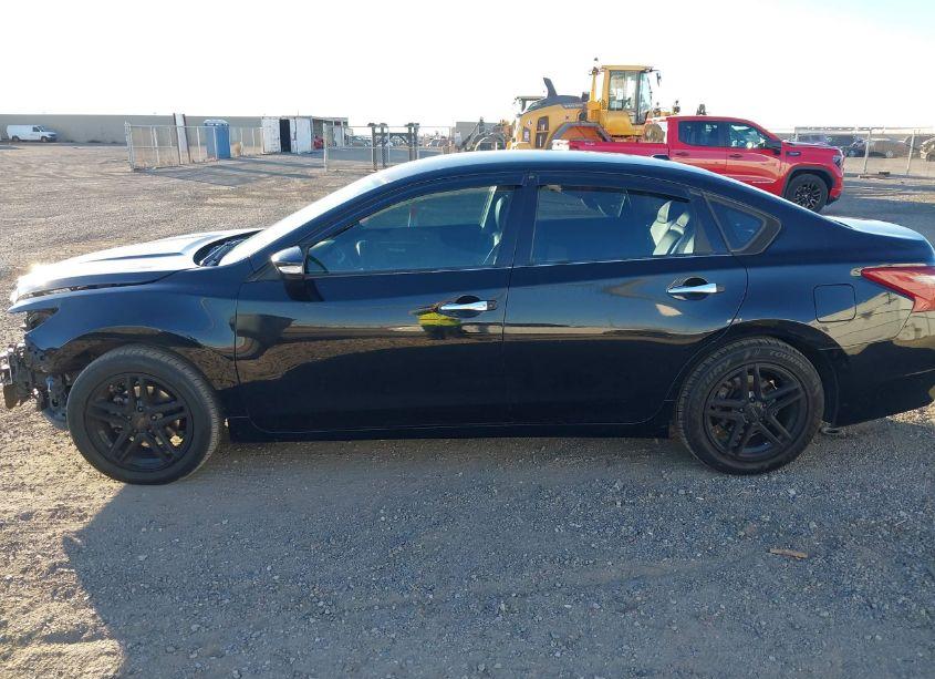 Photo 15 of 2018 Nissan Altima 2.5 SL (VIN 1N4AL3AP5JC281789)