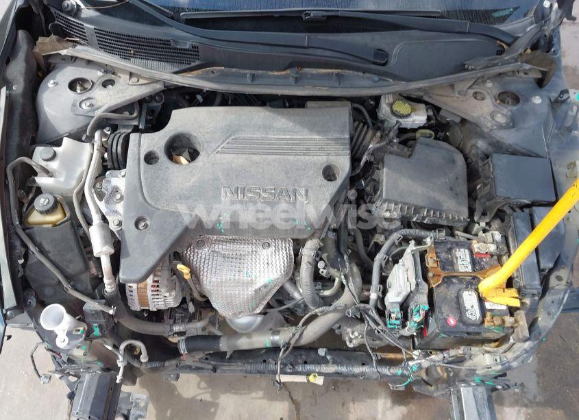 Photo 10 of 2018 Nissan Altima 2.5 SR (VIN 1N4AL3AP5JC474055)