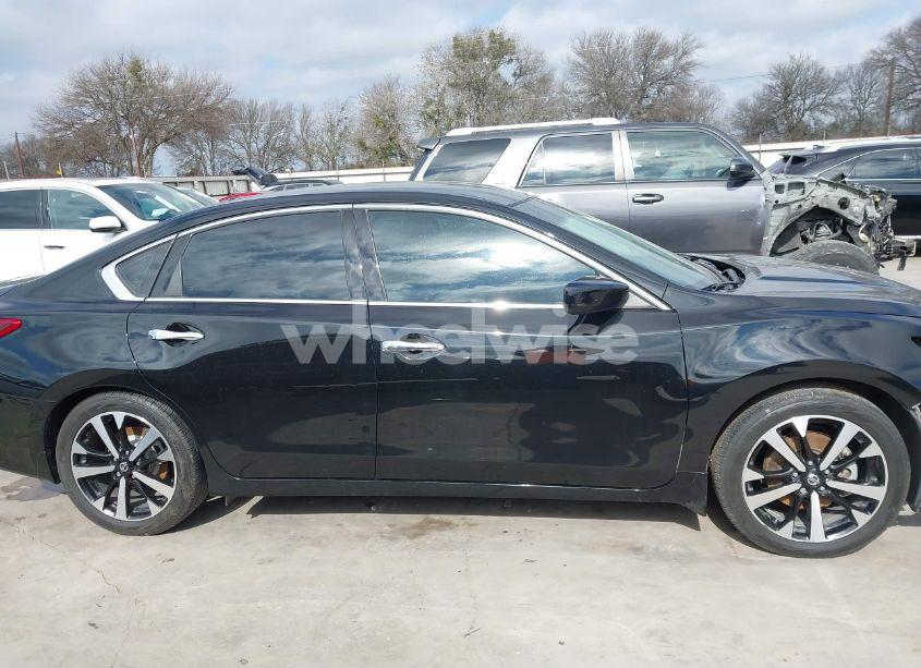 Photo 14 of 2018 Nissan Altima 2.5 SR (VIN 1N4AL3AP5JC474055)