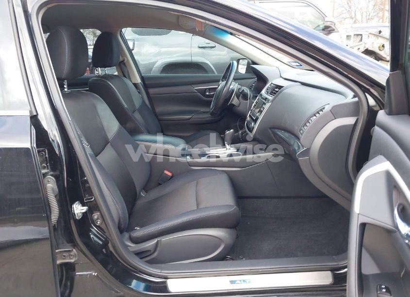 Photo 5 of 2018 Nissan Altima 2.5 SR (VIN 1N4AL3AP5JC474055)