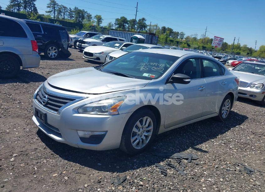 Photo 2 of 2013 Nissan Altima 2.5 S (VIN 1N4AL3AP6DC125412)
