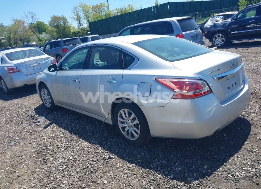 Photo 3 of 2013 Nissan Altima 2.5 S (VIN 1N4AL3AP6DC125412)