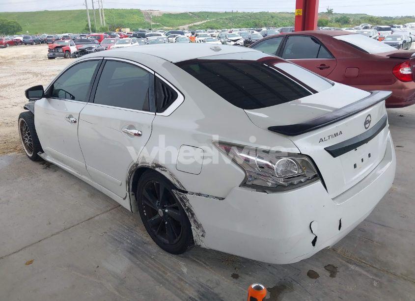 Photo 3 of 2013 Nissan Altima 2.5 SL (VIN 1N4AL3AP6DC126950)