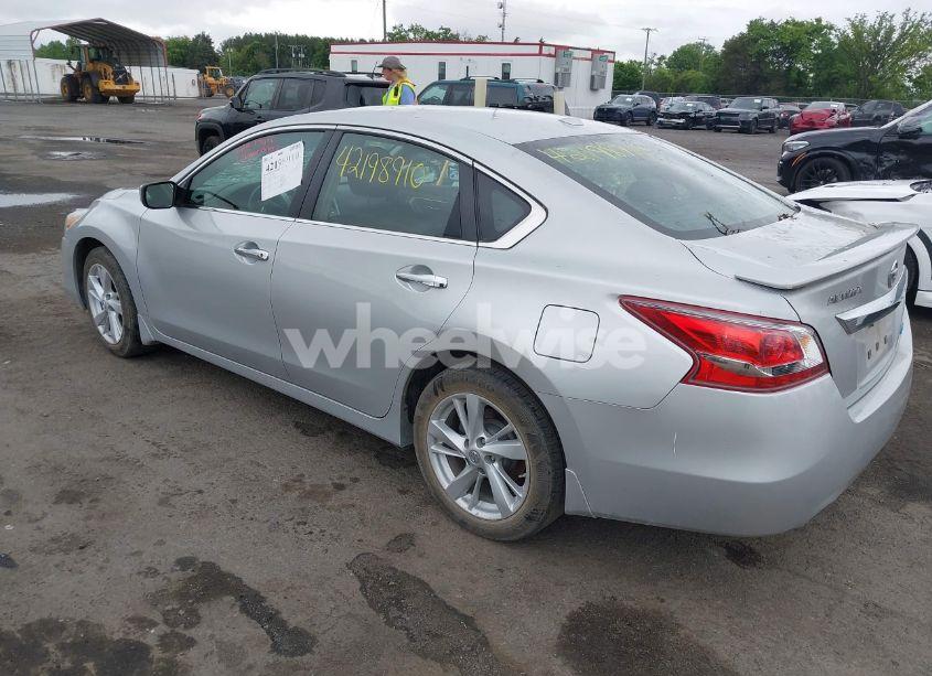 Photo 3 of 2013 Nissan Altima 2.5 SV (VIN 1N4AL3AP6DC137673)