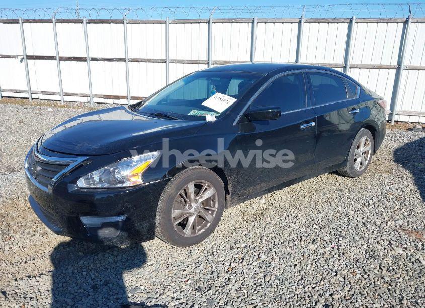 Photo 2 of 2013 Nissan Altima 2.5 SV (VIN 1N4AL3AP6DC177140)