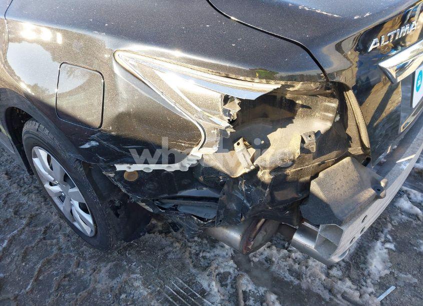 Photo 6 of 2013 Nissan Altima 2.5 S (VIN 1N4AL3AP6DC205227)