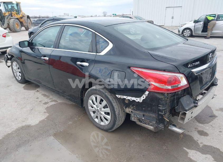 Photo 3 of 2013 Nissan Altima 2.5 S (VIN 1N4AL3AP6DC233383)