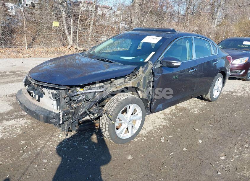 Photo 2 of 2013 Nissan Altima 2.5 SV (VIN 1N4AL3AP6DC247638)