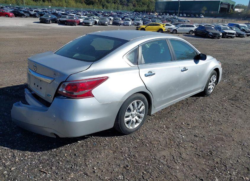 Photo 4 of 2013 Nissan Altima 2.5 S (VIN 1N4AL3AP6DC291946)