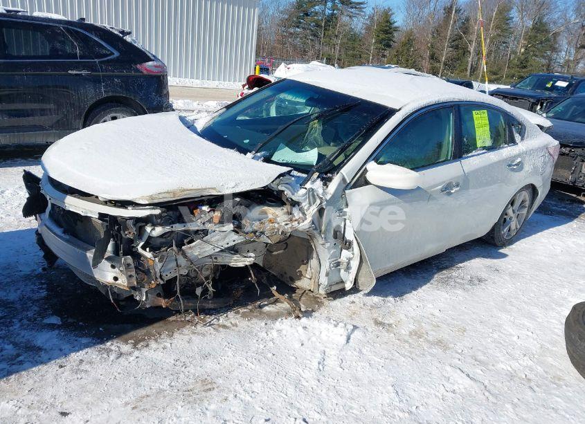 Photo 2 of 2013 Nissan Altima 2.5 SV (VIN 1N4AL3AP6DN431725)