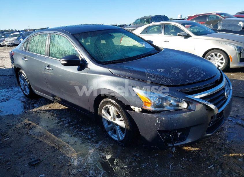 2013 Nissan Altima 2.5 SV (VIN 1N4AL3AP6DN443700) main photo