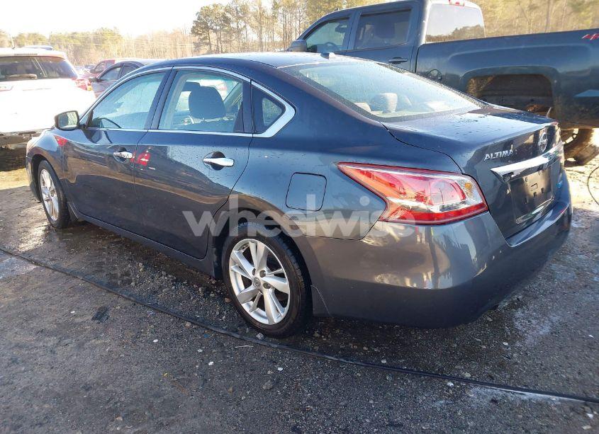 Photo 3 of 2013 Nissan Altima 2.5 SV (VIN 1N4AL3AP6DN443700)