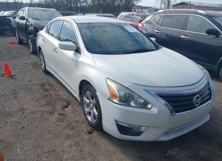 2013 Nissan Altima 2.5 S (VIN 1N4AL3AP6DN455247) main photo