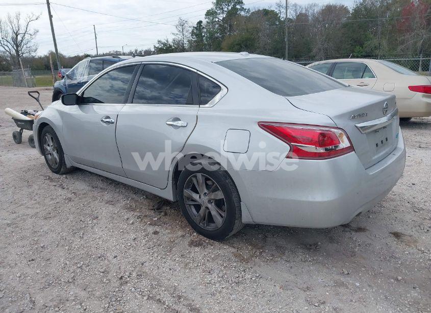 Photo 3 of 2013 Nissan Altima 2.5 SV (VIN 1N4AL3AP6DN471268)