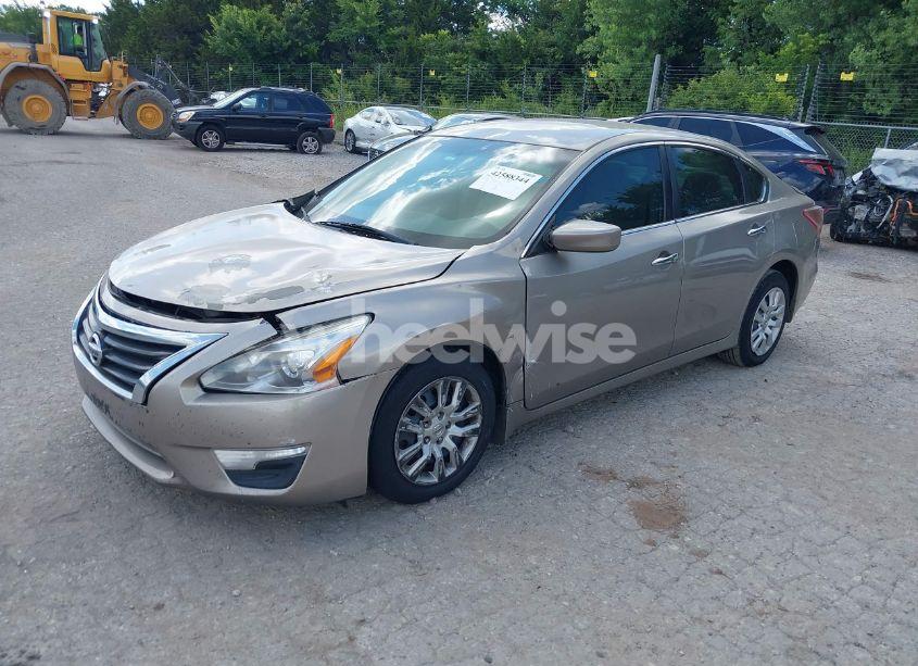 Photo 2 of 2013 Nissan Altima 2.5 S (VIN 1N4AL3AP6DN493240)