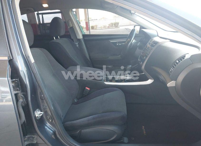 Photo 5 of 2013 Nissan Altima 2.5 SV (VIN 1N4AL3AP6DN518749)