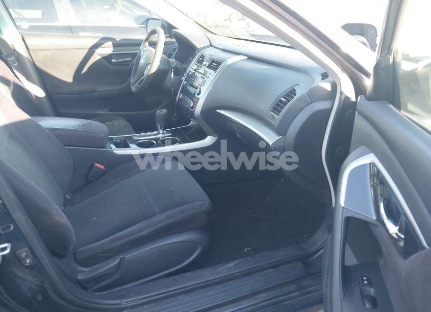 Photo 5 of 2013 Nissan Altima 2.5 S (VIN 1N4AL3AP6DN523384)