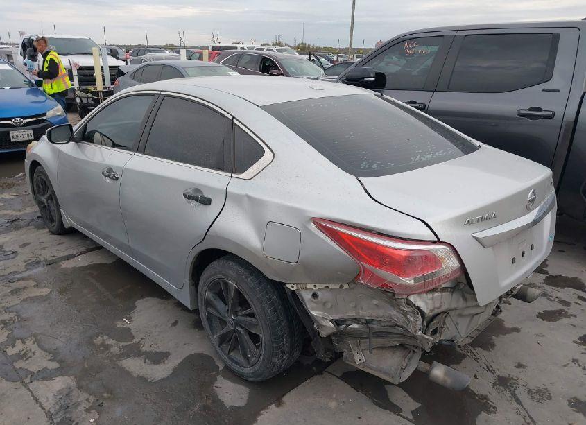 Photo 3 of 2013 Nissan Altima 2.5 SV (VIN 1N4AL3AP6DN554523)