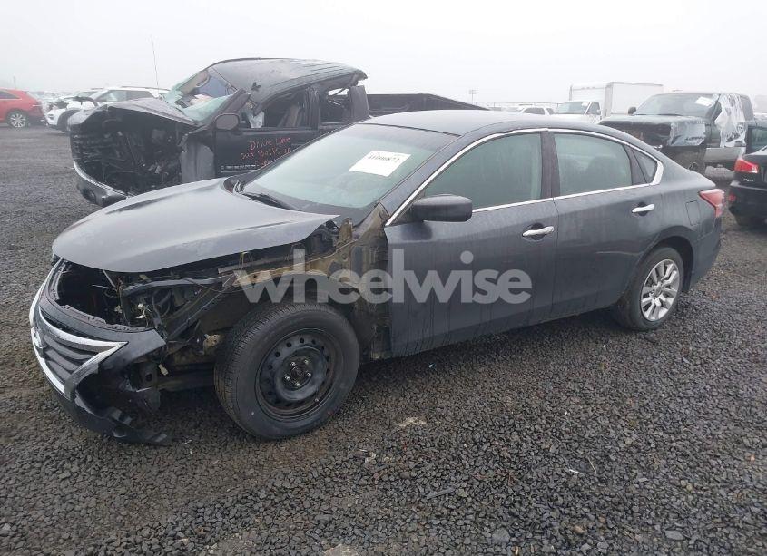 Photo 2 of 2013 Nissan Altima 2.5 S (VIN 1N4AL3AP6DN563609)