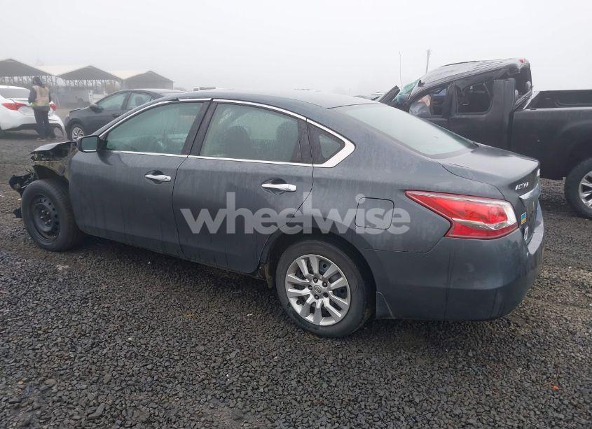 Photo 3 of 2013 Nissan Altima 2.5 S (VIN 1N4AL3AP6DN563609)