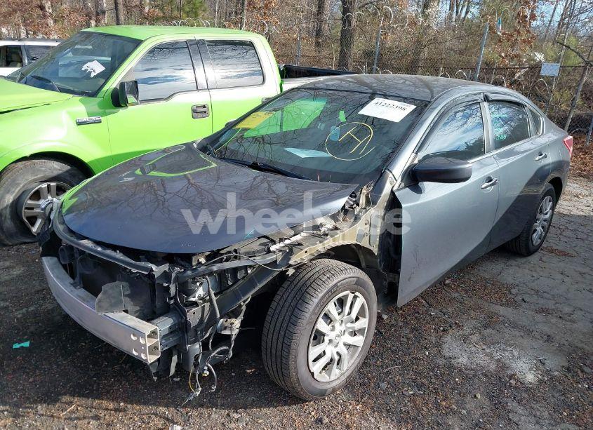 Photo 2 of 2013 Nissan Altima 2.5 S (VIN 1N4AL3AP6DN565196)