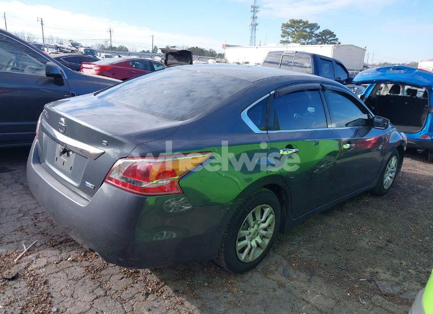 Photo 4 of 2013 Nissan Altima 2.5 S (VIN 1N4AL3AP6DN565196)